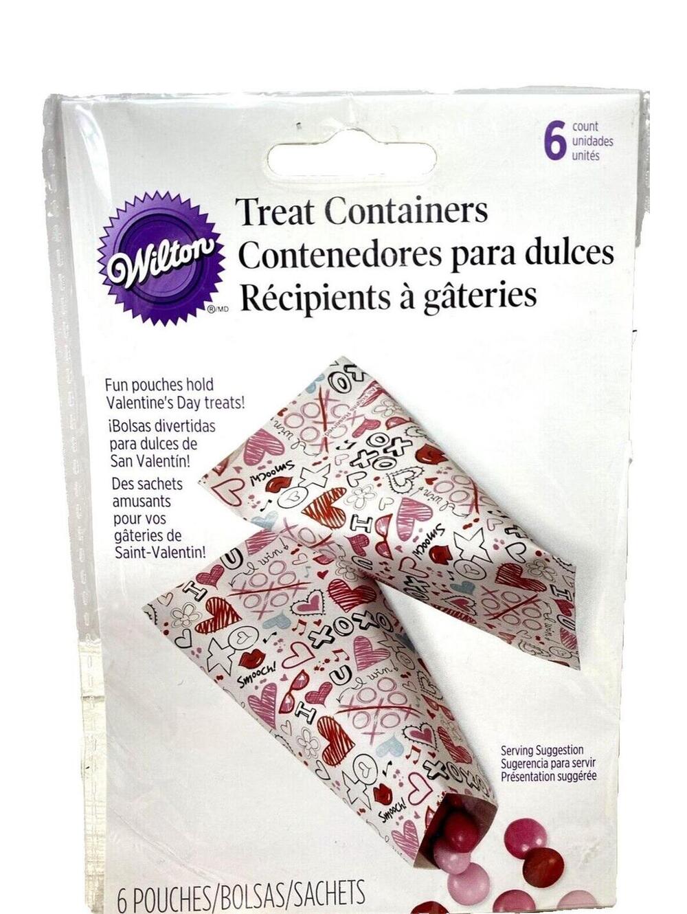 Wilton 6 Pack Heart Patterned Treat Containers/Candy Holders for Baking, New !